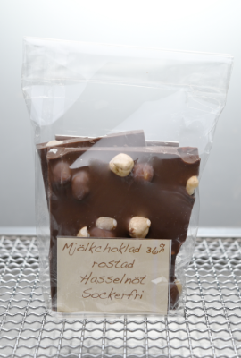 Sockerfri Bräck Mjölkchoklad 36% med Hasselnöt